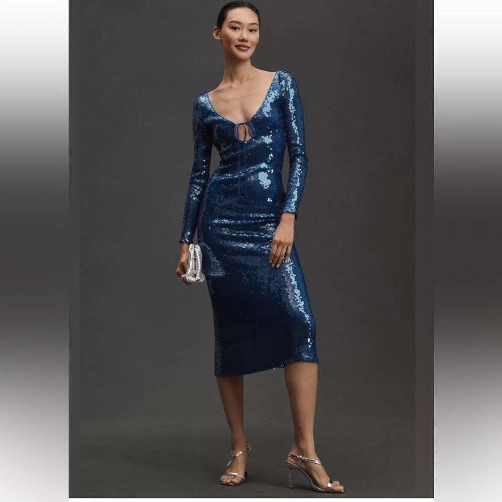 Bardot Verona Sequin dress, Size 4 NWT